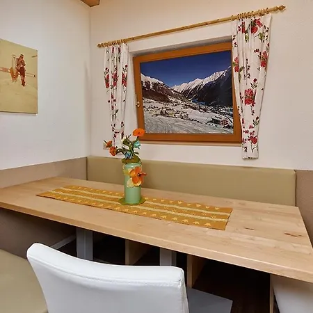 ゲストハウス Haus Gritsch